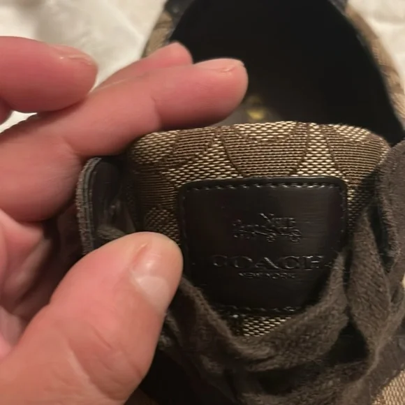 COACH (New York) - Picture 6 of 9